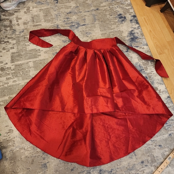 NWT Varga Red Pleated Hi Low Belted Stretch Taffeta Skirt Size Large - Picture 4 of 16